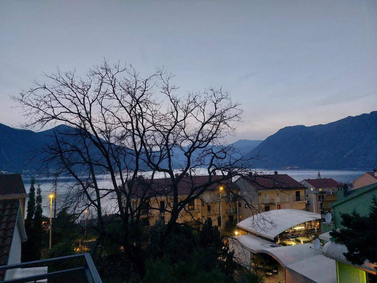 Apartman - Dobrota Sun Apartment Kotor Exterior photo
